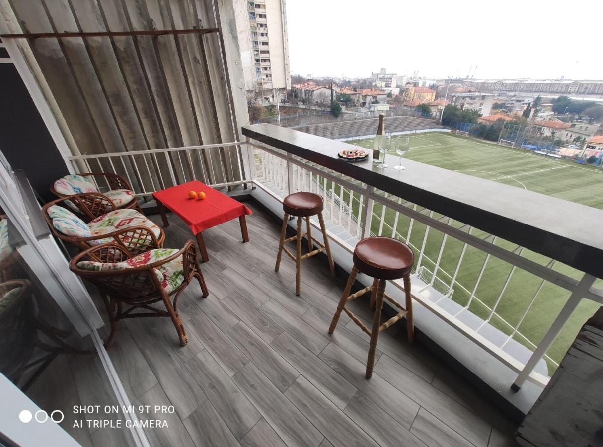 Riview Lägenhet Rijeka Exteriör bild
