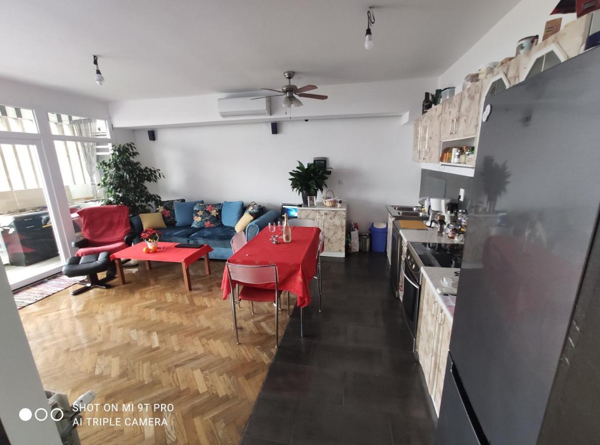 Riview Lägenhet Rijeka Exteriör bild