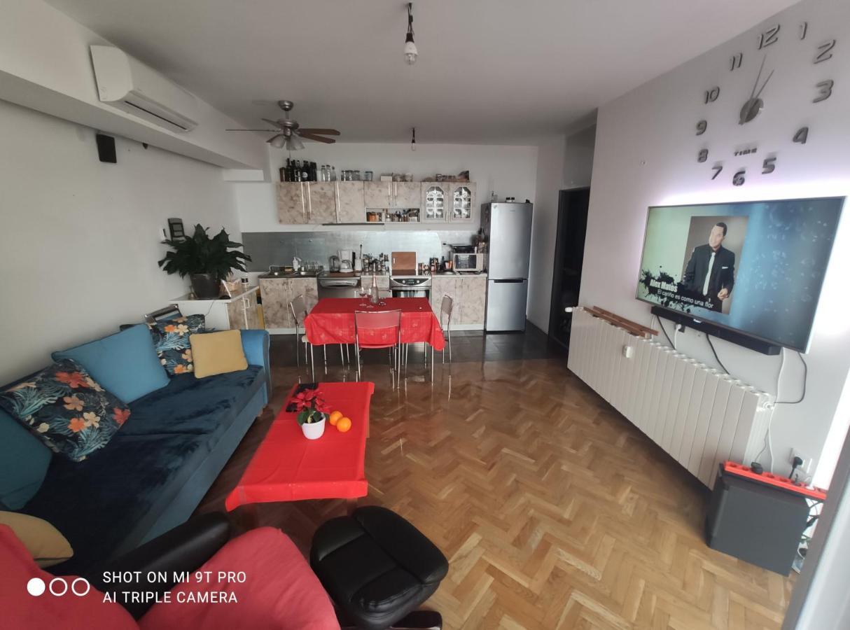 Riview Lägenhet Rijeka Exteriör bild